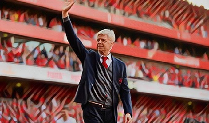 Wenger waves to the Arsenal fans after his final home game